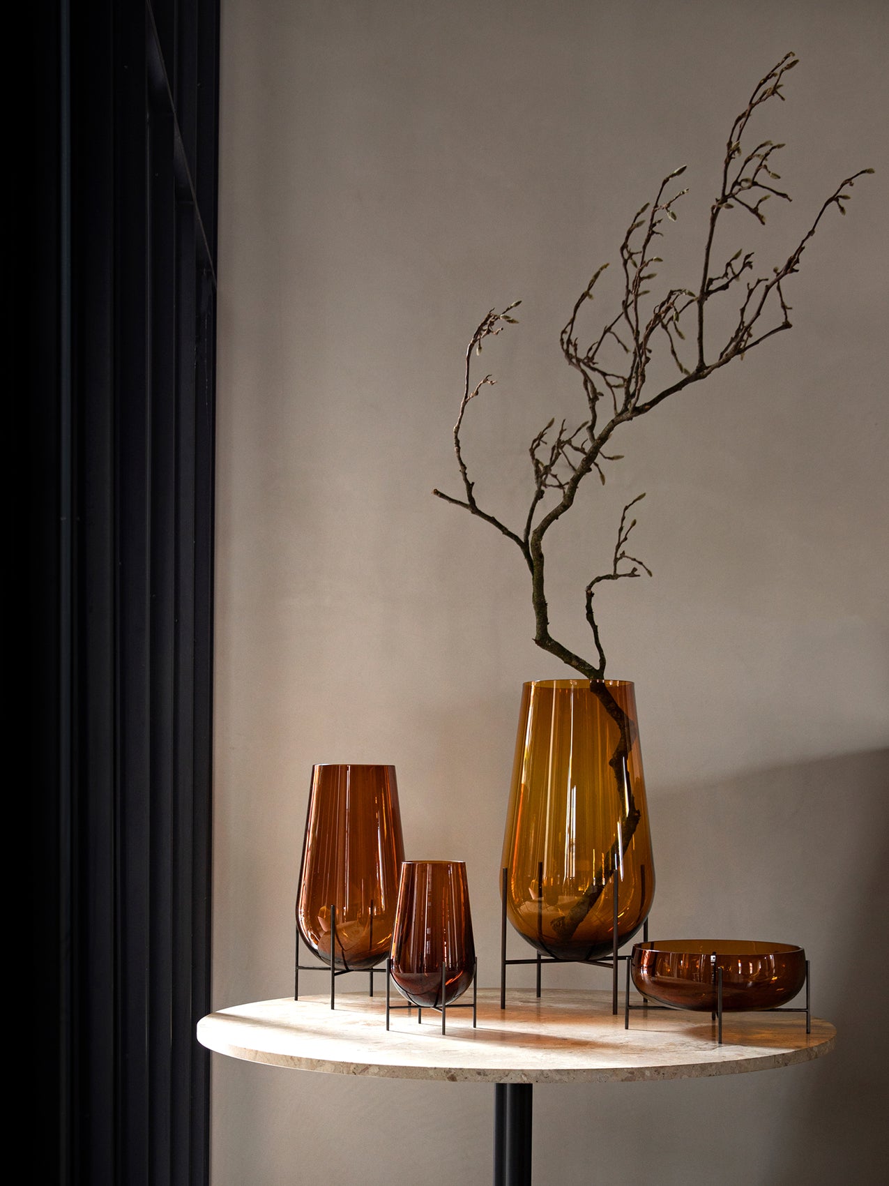 Échasse Vase, Amber